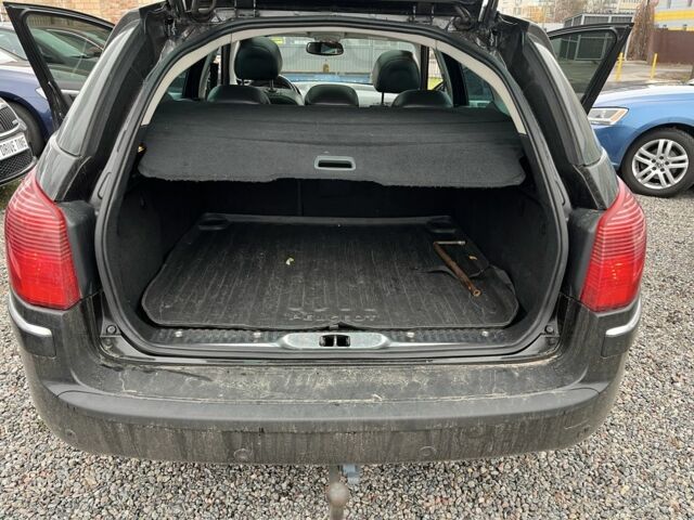 Черный Пежо 407, объемом двигателя 2.7 л и пробегом 310 тыс. км за 5000 $, фото 6 на Automoto.ua