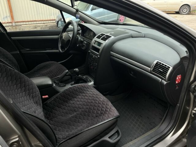 Коричневый Пежо 407, объемом двигателя 1.8 л и пробегом 200 тыс. км за 3300 $, фото 7 на Automoto.ua