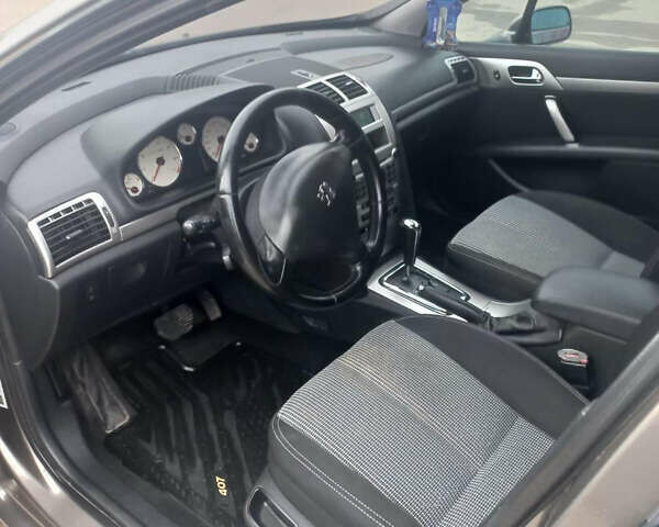 Коричневый Пежо 407, объемом двигателя 2 л и пробегом 256 тыс. км за 5500 $, фото 8 на Automoto.ua