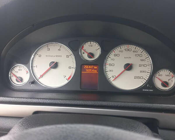 Коричневый Пежо 407, объемом двигателя 2 л и пробегом 256 тыс. км за 5500 $, фото 7 на Automoto.ua