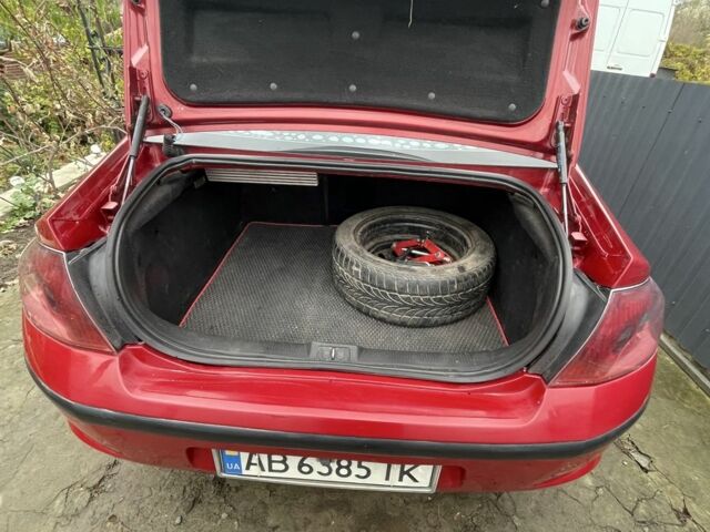 Пежо 407 2005 в Гайсине на Automoto.ua Красный Пежо 407, объемом двигателя 1.7 л и пробегом 246 тыс. км за 3000 $, фото 9 на Automoto.ua