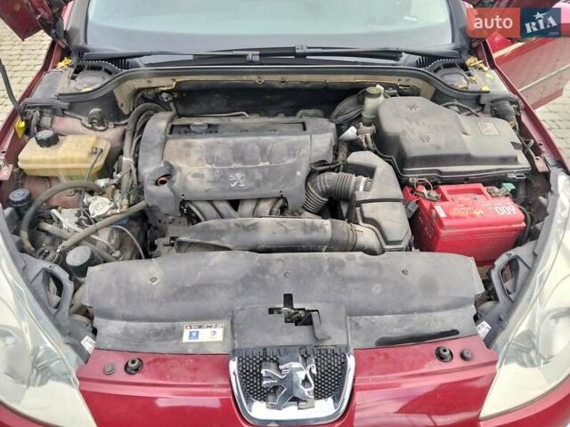Червоний Пежо 407, об'ємом двигуна 2 л та пробігом 104 тис. км за 6000 $, фото 18 на Automoto.ua