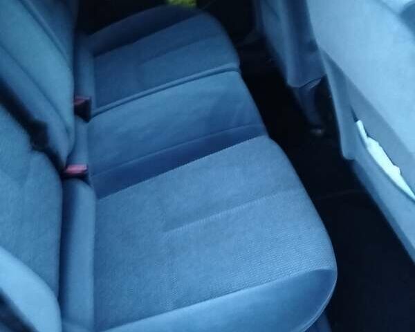 Червоний Пежо 407, об'ємом двигуна 2 л та пробігом 104 тис. км за 6000 $, фото 31 на Automoto.ua