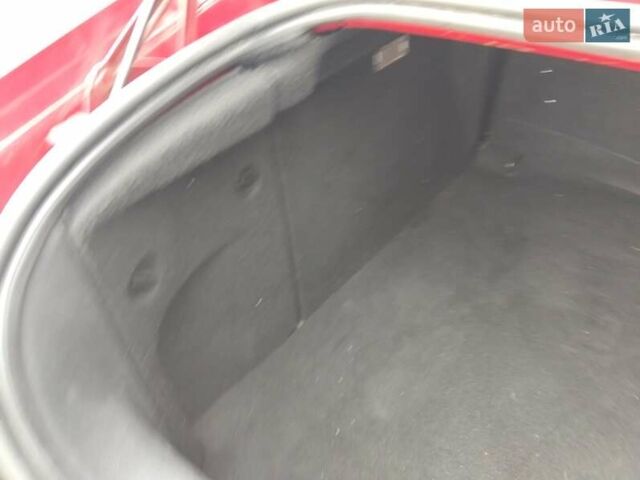 Червоний Пежо 407, об'ємом двигуна 2 л та пробігом 104 тис. км за 6000 $, фото 35 на Automoto.ua