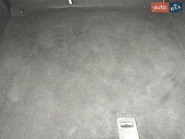 Червоний Пежо 407, об'ємом двигуна 2 л та пробігом 104 тис. км за 6000 $, фото 39 на Automoto.ua