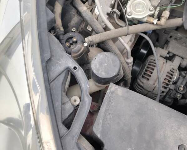 Червоний Пежо 407, об'ємом двигуна 2 л та пробігом 104 тис. км за 6000 $, фото 21 на Automoto.ua