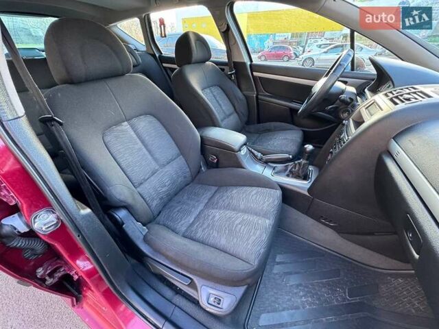 Красный Пежо 407, объемом двигателя 1.8 л и пробегом 306 тыс. км за 3999 $, фото 11 на Automoto.ua