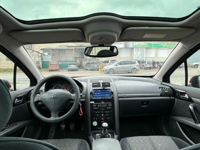 Червоний Пежо 407, об'ємом двигуна 2 л та пробігом 250 тис. км за 2899 $, фото 11 на Automoto.ua