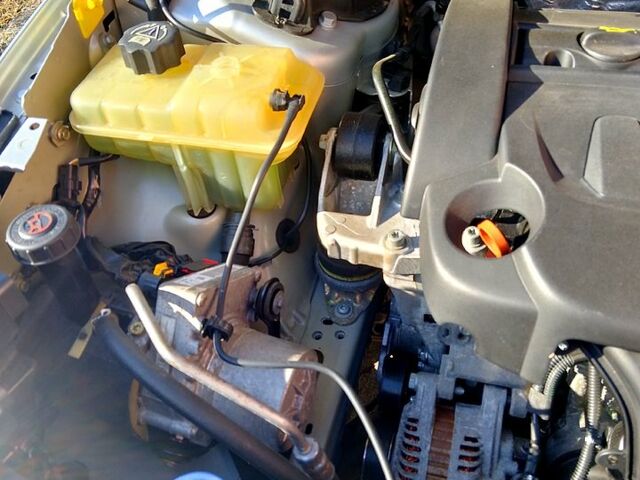 Пежо 407, объемом двигателя 1.8 л и пробегом 53 тыс. км за 9800 $, фото 12 на Automoto.ua