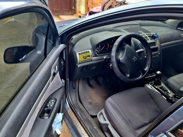 Пежо 407, объемом двигателя 1.6 л и пробегом 251 тыс. км за 4500 $, фото 1 на Automoto.ua