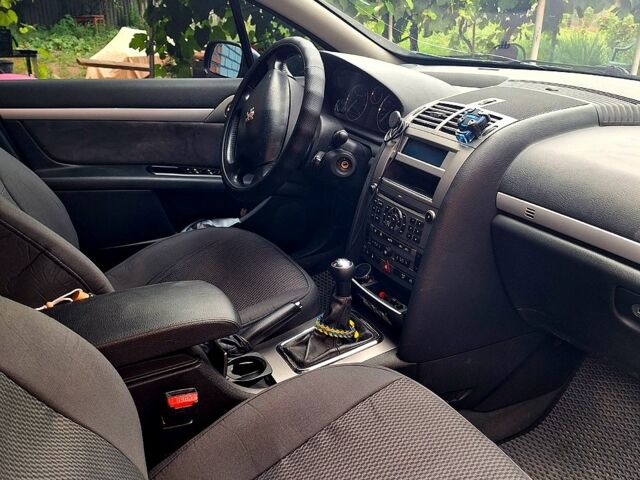 Пежо 407, объемом двигателя 1.6 л и пробегом 251 тыс. км за 4500 $, фото 6 на Automoto.ua