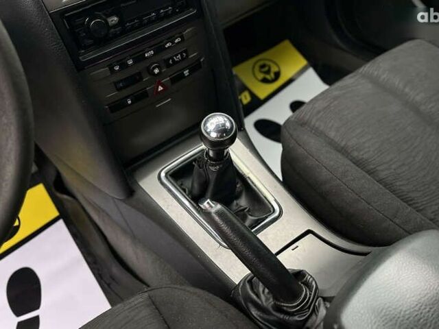Пежо 407, объемом двигателя 1.8 л и пробегом 238 тыс. км за 3700 $, фото 12 на Automoto.ua