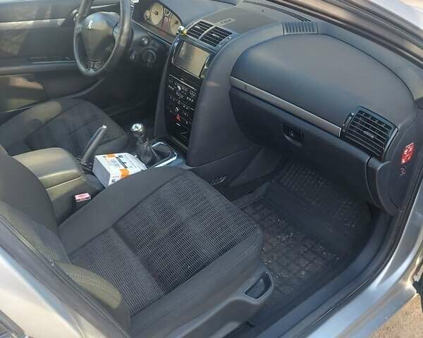 Пежо 407, объемом двигателя 1.6 л и пробегом 230 тыс. км за 3800 $, фото 3 на Automoto.ua