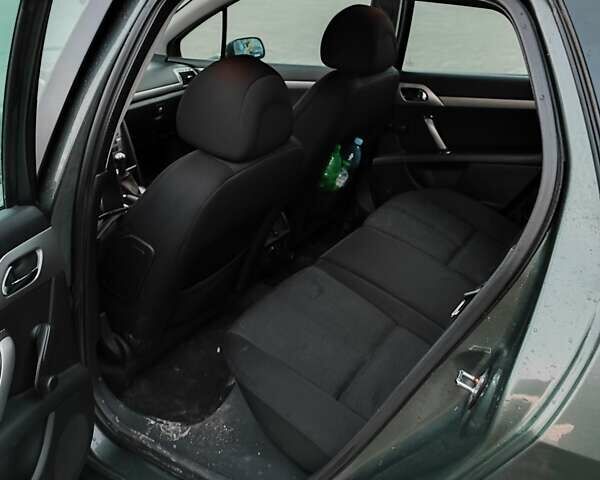 Пежо 407, объемом двигателя 1.6 л и пробегом 245 тыс. км за 6000 $, фото 10 на Automoto.ua