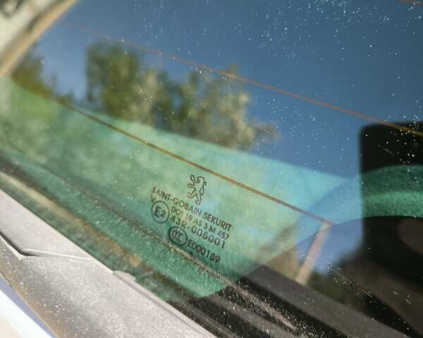 Пежо 407, объемом двигателя 1.8 л и пробегом 377 тыс. км за 3700 $, фото 1 на Automoto.ua
