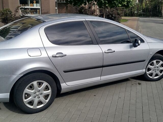 Серый Пежо 407, объемом двигателя 1.7 л и пробегом 266 тыс. км за 5000 $, фото 4 на Automoto.ua