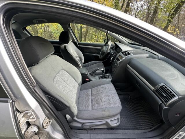 Пежо 407 2004 в Киеве на Automoto.ua Серый Пежо 407, объемом двигателя 1.6 л и пробегом 1 тыс. км за 2600 $, фото 10 на Automoto.ua