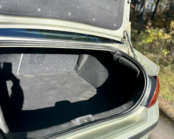 Сірий Пежо 407, об'ємом двигуна 1.75 л та пробігом 300 тис. км за 3750 $, фото 4 на Automoto.ua