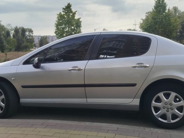 Серый Пежо 407, объемом двигателя 1.7 л и пробегом 266 тыс. км за 5000 $, фото 1 на Automoto.ua