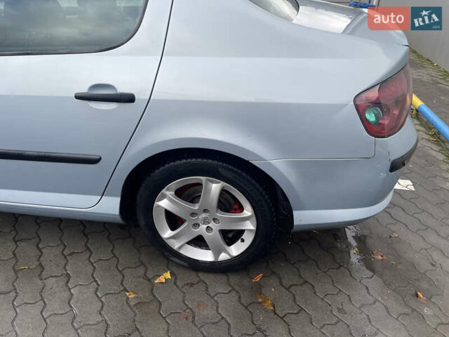 Серый Пежо 407, объемом двигателя 1.8 л и пробегом 343 тыс. км за 3300 $, фото 9 на Automoto.ua