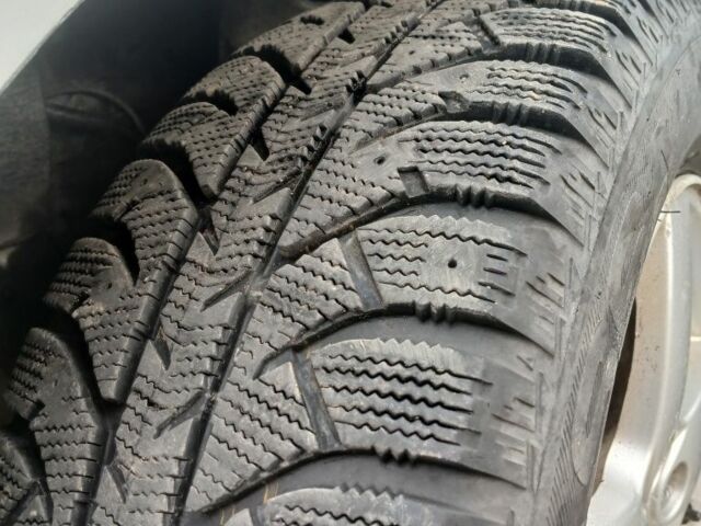 Сірий Пежо 407, об'ємом двигуна 2 л та пробігом 300 тис. км за 2999 $, фото 11 на Automoto.ua