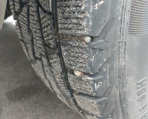 Серый Пежо 407, объемом двигателя 1.8 л и пробегом 193 тыс. км за 2999 $, фото 15 на Automoto.ua