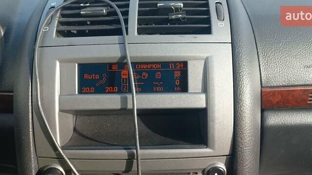 Серый Пежо 407, объемом двигателя 2.23 л и пробегом 321 тыс. км за 4000 $, фото 1 на Automoto.ua