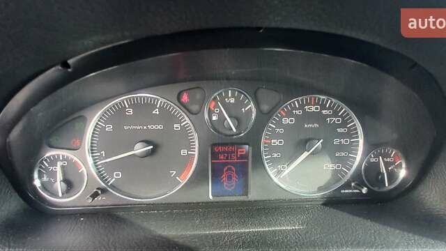 Серый Пежо 407, объемом двигателя 2.23 л и пробегом 321 тыс. км за 4000 $, фото 23 на Automoto.ua