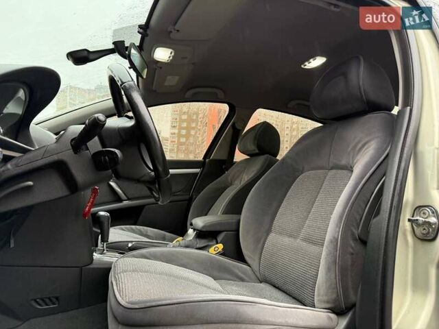 Серый Пежо 407, объемом двигателя 2 л и пробегом 148 тыс. км за 4790 $, фото 8 на Automoto.ua