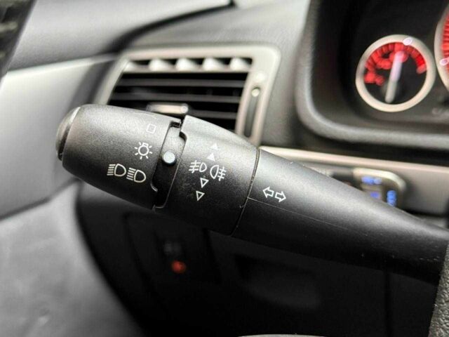 Серый Пежо 407, объемом двигателя 0 л и пробегом 148 тыс. км за 4790 $, фото 23 на Automoto.ua