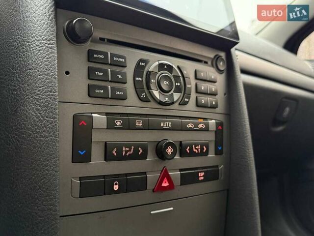 Серый Пежо 407, объемом двигателя 2 л и пробегом 148 тыс. км за 4790 $, фото 18 на Automoto.ua