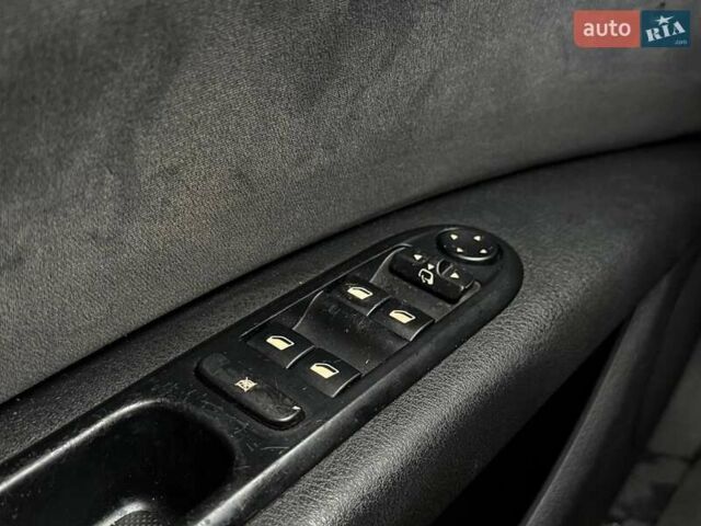 Серый Пежо 407, объемом двигателя 2 л и пробегом 148 тыс. км за 4790 $, фото 15 на Automoto.ua