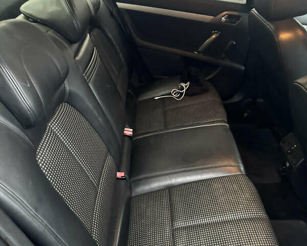 Сірий Пежо 407, об'ємом двигуна 1.75 л та пробігом 250 тис. км за 3000 $, фото 8 на Automoto.ua