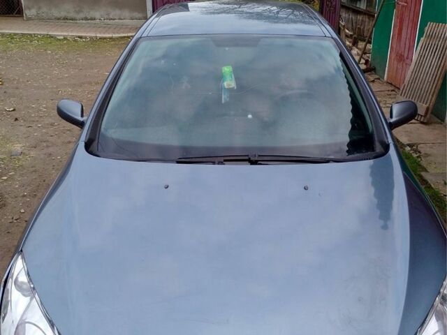 Серый Пежо 407, объемом двигателя 1.7 л и пробегом 500 тыс. км за 3100 $, фото 9 на Automoto.ua