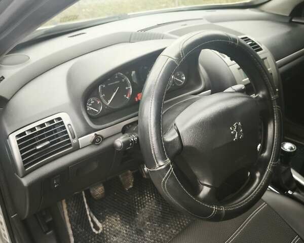 Серый Пежо 407, объемом двигателя 1.75 л и пробегом 310 тыс. км за 3800 $, фото 7 на Automoto.ua