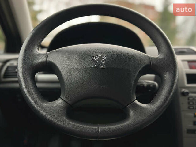 Серый Пежо 407, объемом двигателя 1.8 л и пробегом 300 тыс. км за 4700 $, фото 13 на Automoto.ua