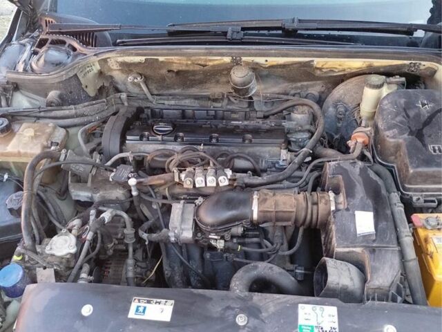 Серый Пежо 407, объемом двигателя 1.7 л и пробегом 500 тыс. км за 3100 $, фото 5 на Automoto.ua