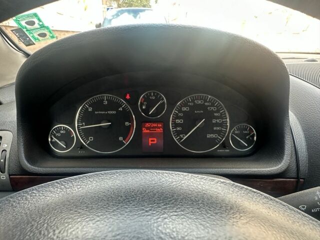 Сірий Пежо 407, об'ємом двигуна 2 л та пробігом 260 тис. км за 4300 $, фото 6 на Automoto.ua