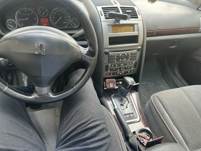 Сірий Пежо 407, об'ємом двигуна 2 л та пробігом 260 тис. км за 4300 $, фото 4 на Automoto.ua