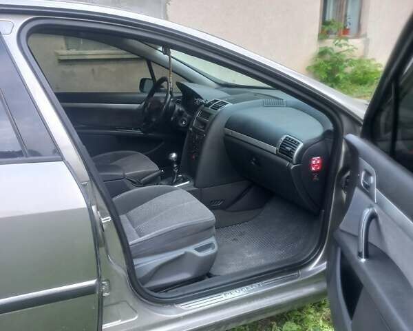 Серый Пежо 407, объемом двигателя 2 л и пробегом 169 тыс. км за 4700 $, фото 3 на Automoto.ua