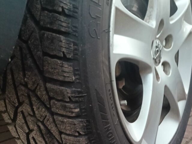 Серый Пежо 407, объемом двигателя 2 л и пробегом 225 тыс. км за 5600 $, фото 3 на Automoto.ua