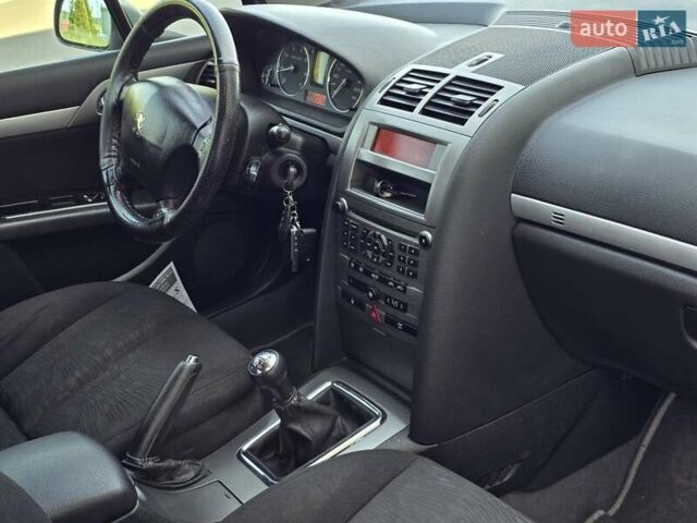 Серый Пежо 407, объемом двигателя 1.8 л и пробегом 111 тыс. км за 4999 $, фото 19 на Automoto.ua