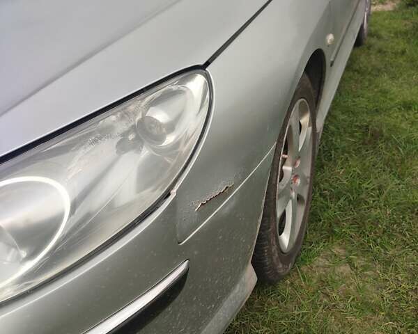 Серый Пежо 407, объемом двигателя 2 л и пробегом 358 тыс. км за 2800 $, фото 2 на Automoto.ua