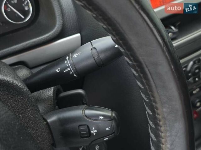 Серый Пежо 407, объемом двигателя 1.8 л и пробегом 111 тыс. км за 4999 $, фото 28 на Automoto.ua