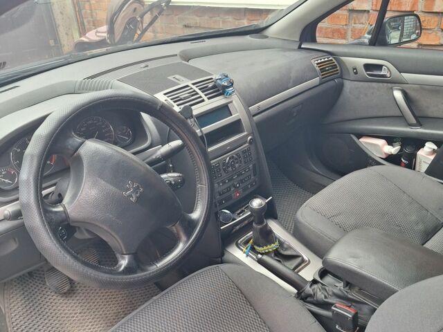 Сірий Пежо 407, об'ємом двигуна 0 л та пробігом 251 тис. км за 4500 $, фото 5 на Automoto.ua