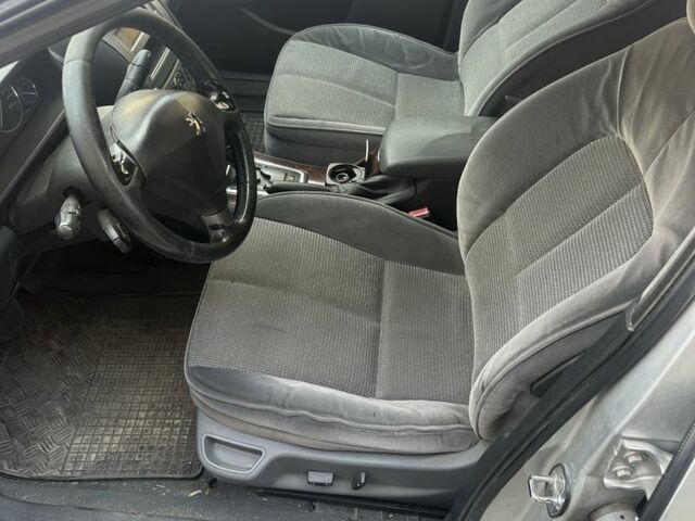 Сірий Пежо 407, об'ємом двигуна 2 л та пробігом 260 тис. км за 4300 $, фото 5 на Automoto.ua