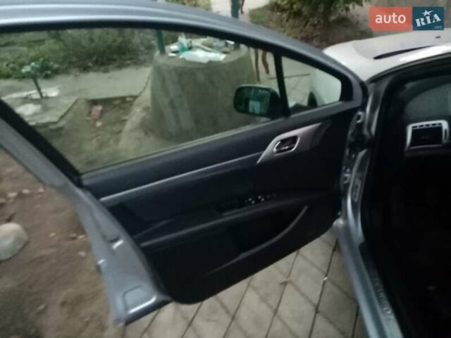 Сірий Пежо 407, об'ємом двигуна 1.6 л та пробігом 274 тис. км за 5400 $, фото 7 на Automoto.ua