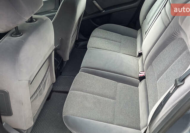 Сірий Пежо 407, об'ємом двигуна 2 л та пробігом 196 тис. км за 4999 $, фото 11 на Automoto.ua