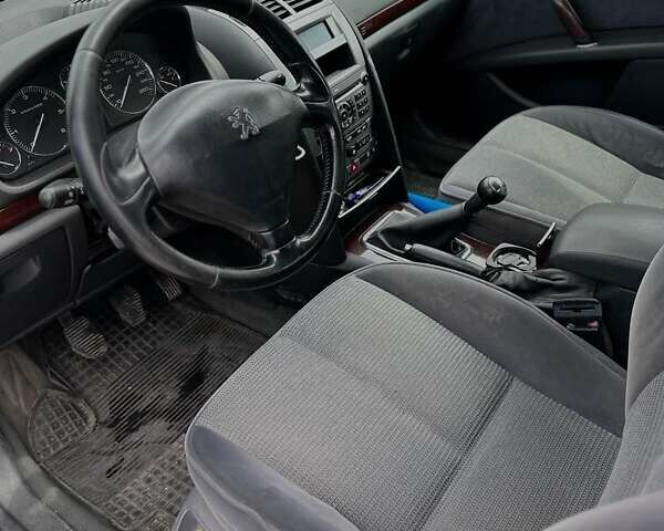 Сірий Пежо 407, об'ємом двигуна 1.56 л та пробігом 328 тис. км за 4400 $, фото 7 на Automoto.ua