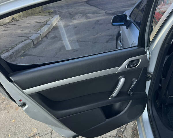 Сірий Пежо 407, об'ємом двигуна 1.75 л та пробігом 182 тис. км за 3750 $, фото 14 на Automoto.ua